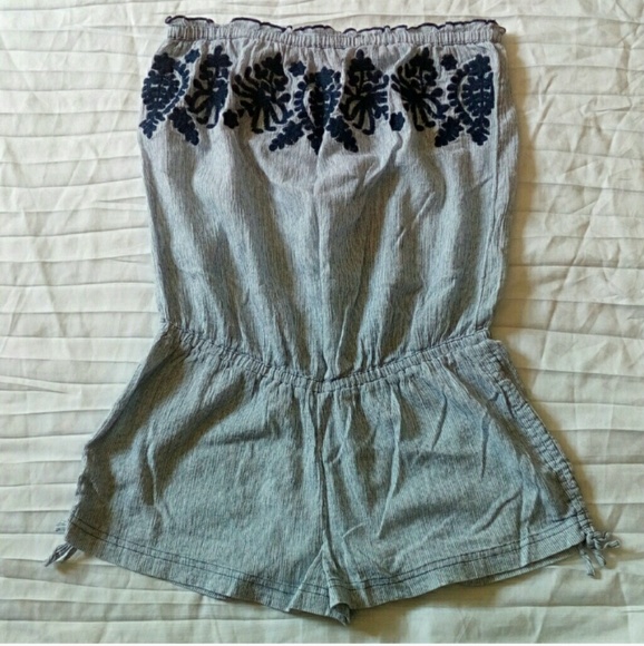 Victoria's Secret Pants - Victoria's Secret Strapless Romper